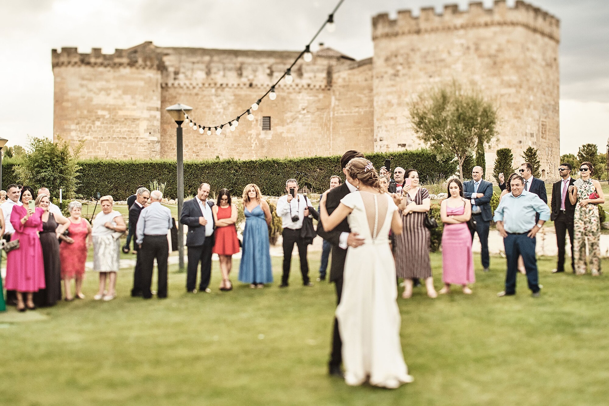boda en castillo del buen amor ceremonia en el patio de armas y baile con castillo rebatestudio024