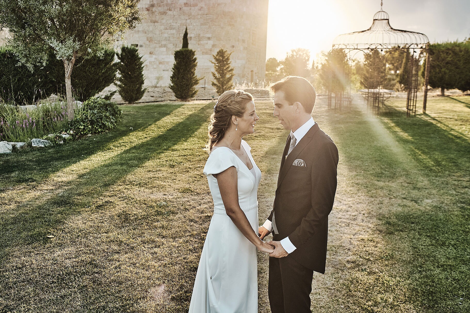 boda en castillo del buen amor ceremonia en el patio de armas y baile con castillo rebatestudio030